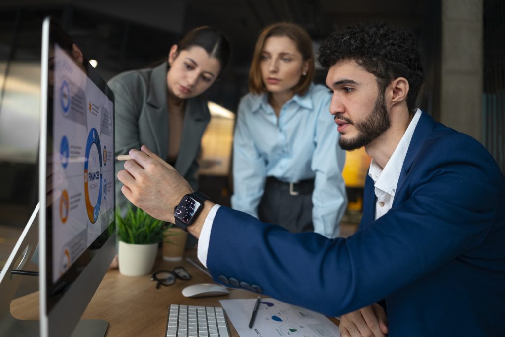 Business simulations for decision making help professionals apply simulation learning to master quick and effective techniques under pressure.
